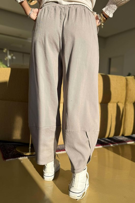 Gaberdine Shelby Barrel Pant Mocha